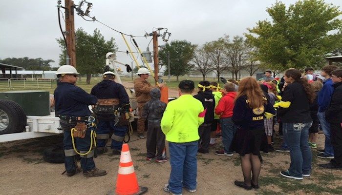 Students learn about safety around electricity